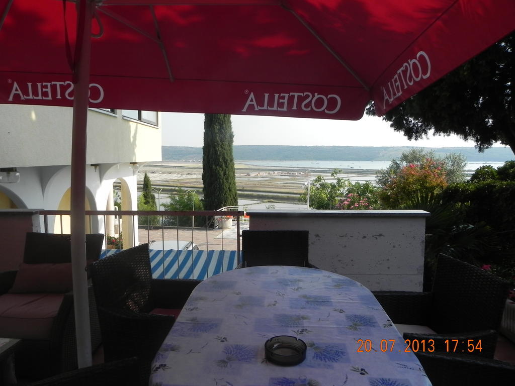 Rooms And Apartments Roza Portorož Exterior foto